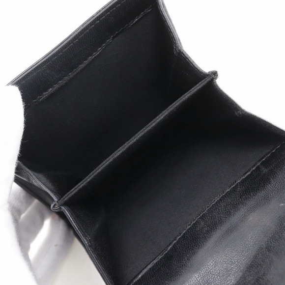 100% Authentic • CHANEL Patent Leather Wallet - Picture 9 of 12